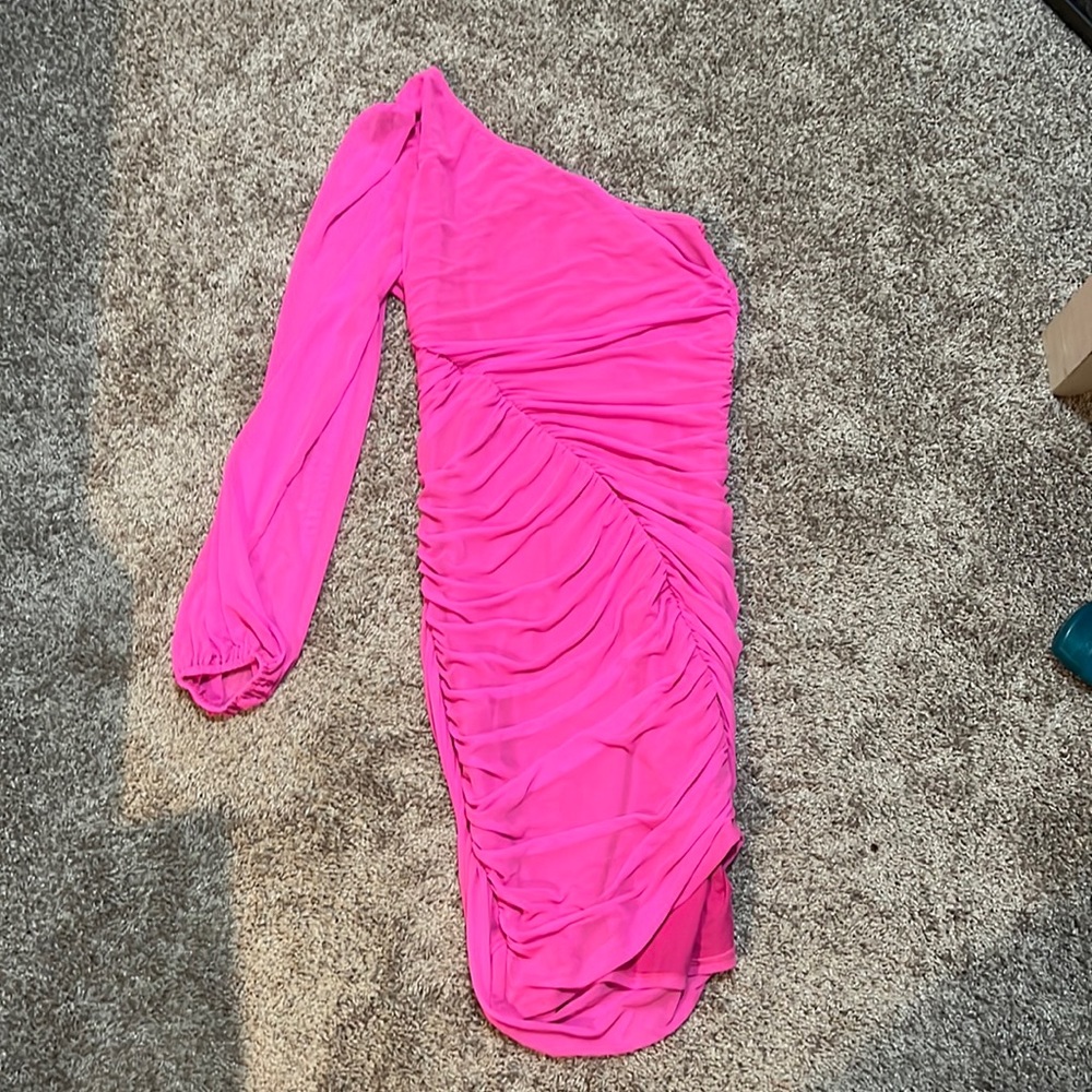 Pink bodycon dress